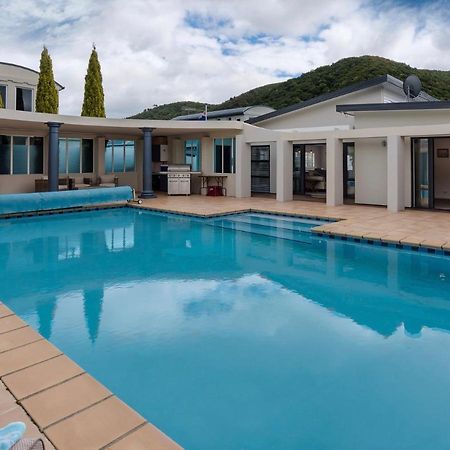 Poolside Retreat - Picton Holiday House Waikawa Villa Exterior photo